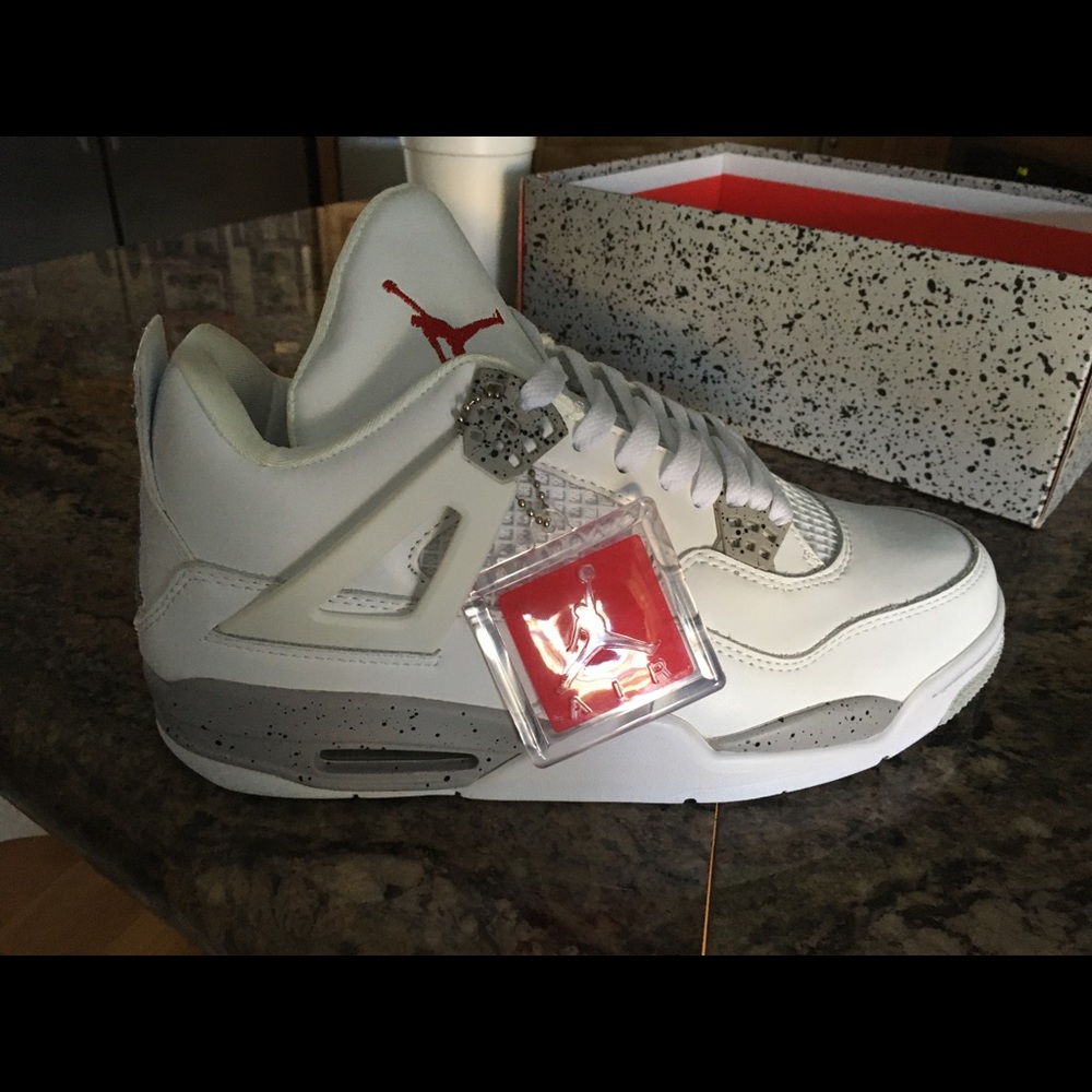 2021 Jordan Retro 4 Oreo